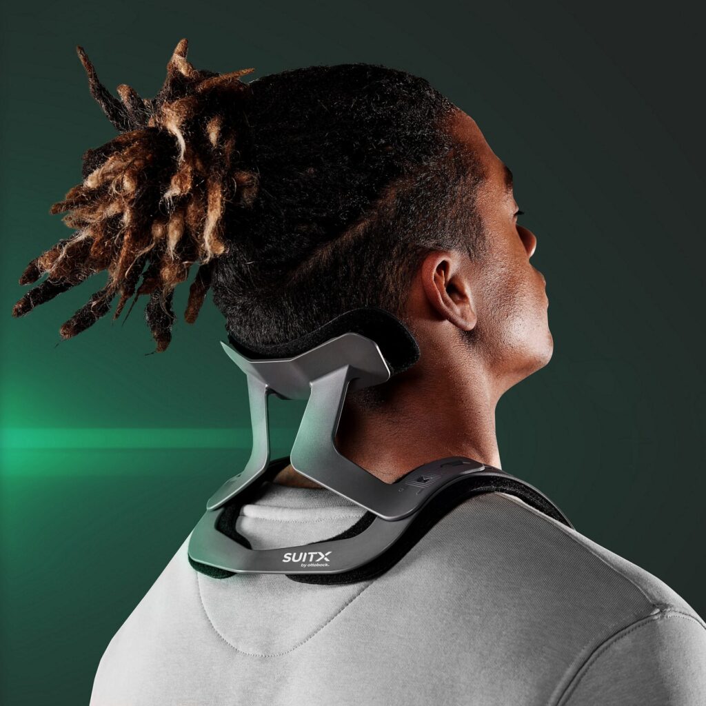 CX EASY NECK
首・頸椎をやさしく支える、軽量ネックサポート。首と肩を支えて、頭上作業時の首負担を軽減するサポートデバイス。